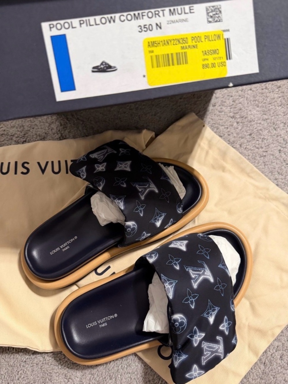 Louis Vuitton Black Monogram Pillow Mule size 35 NIB - Picture 3 of 3